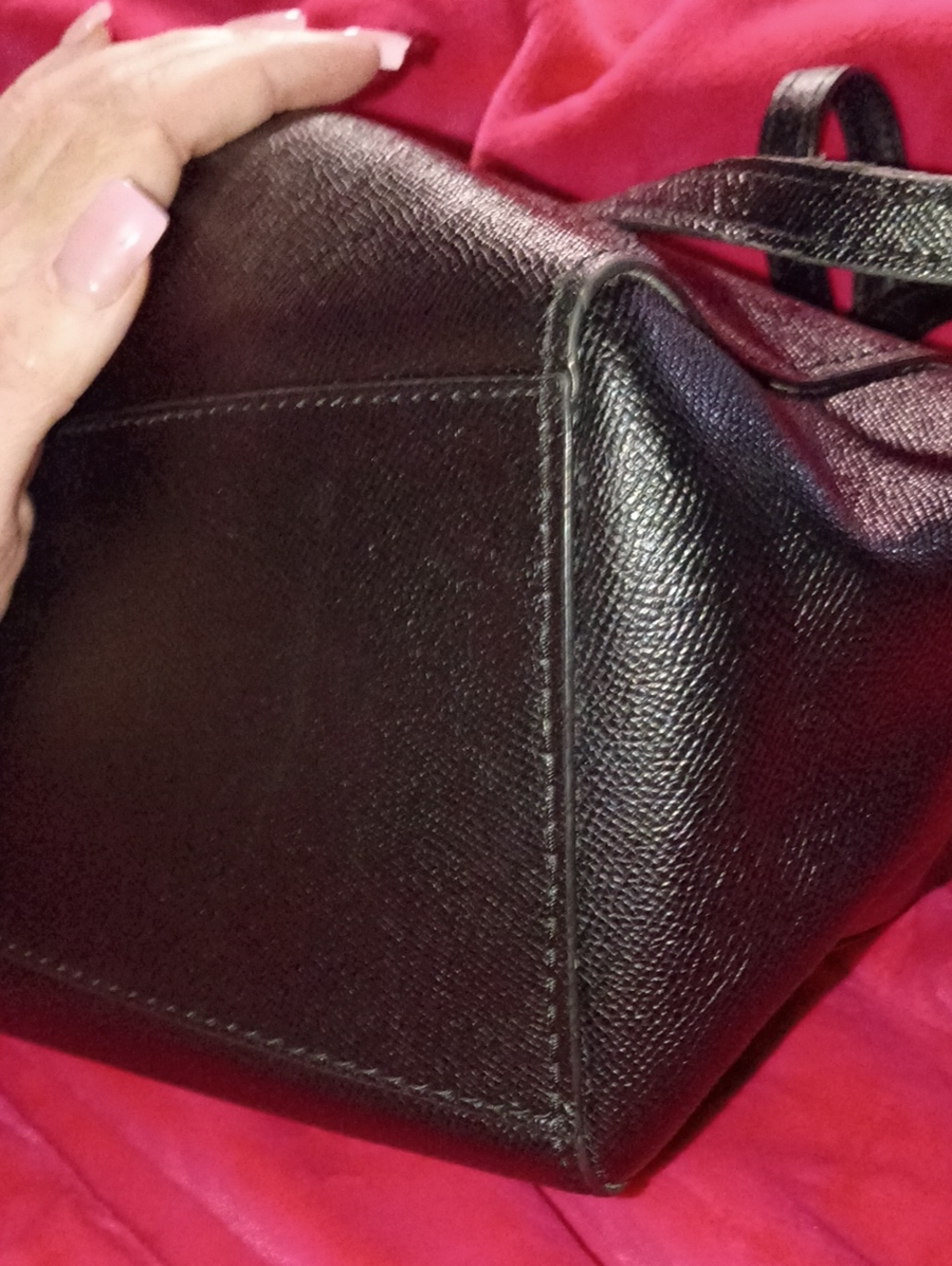 Coach Black Leather Tote Handbag with Gold Hardware - Picture 9 of 16